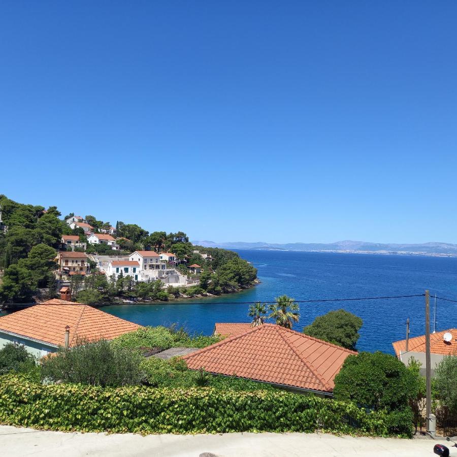 Kuca Za Odmor Skalina - Sea View Villa Splitska Exteriör bild